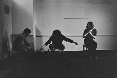 Krzysztof Zarębski, performance &bdquo;Ambush&rdquo;, Galeria Repassage, Warszawa, 1974