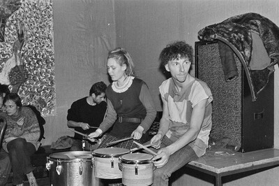 &bdquo;Wsp&oacute;lne malowanie&rdquo;, happening w Galerii Stodoła, Warszawa, 1986