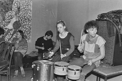 &bdquo;Wsp&oacute;lne malowanie&rdquo;, happening w Galerii Stodoła, Warszawa, 1986
