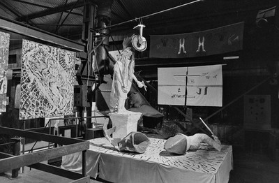 Wystawa &bdquo;Co słychać&rdquo;, dawna Fabryka Norblina, Warszawa, 1987