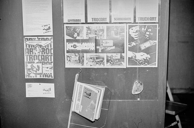 Wystawa &bdquo;Formy Aktywności Artystycznej&rdquo;, Galeria Wsp&oacute;łczesna, Warszawa, lata 70.