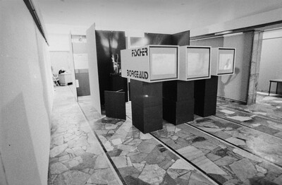 Wystawa &bdquo;Formy Aktywności Artystycznej&rdquo;, Galeria Wsp&oacute;łczesna, Warszawa, lata 70.