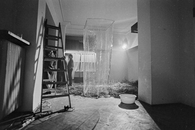 Krzysztof Zarębski, performance of "Flowers", Women's League Club, Warsaw, 1971