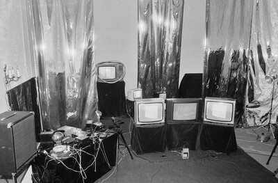 Jolanta Lothe, Piotr Lachman &bdquo;Akt-orka II&rdquo; (pr&oacute;by), SPAM, Warszawa, 1989