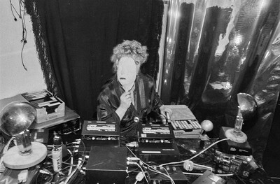 Jolanta Lothe, Piotr Lachman &bdquo;Akt-orka II&rdquo; (pr&oacute;by), SPAM, Warszawa, 1989