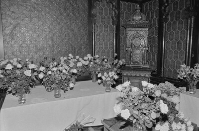 Exhibition "Construction in Process" (documentation), Ł&oacute;dź, 1990