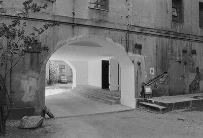 Exhibition "Construction in Process" (documentation), Ł&oacute;dź, 1990