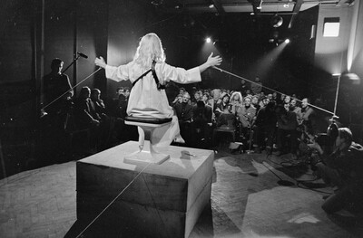 "Construction in Process" exhibition, Ł&oacute;dź, 1981