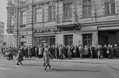 "Construction in Process" exhibition, Ł&oacute;dź, 1981