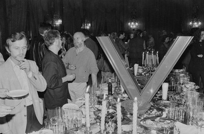 Exhibition "Construction in Process" (opening), Ł&oacute;dź, 1990