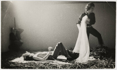 Krzysztof Zarębski, performans &bdquo;Kwiaty&rdquo;, Liga Kobiet, Warszawa, 1971